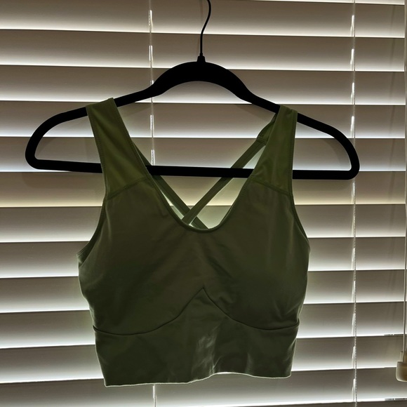 Define top Balance Athletica - Picture 2 of 5